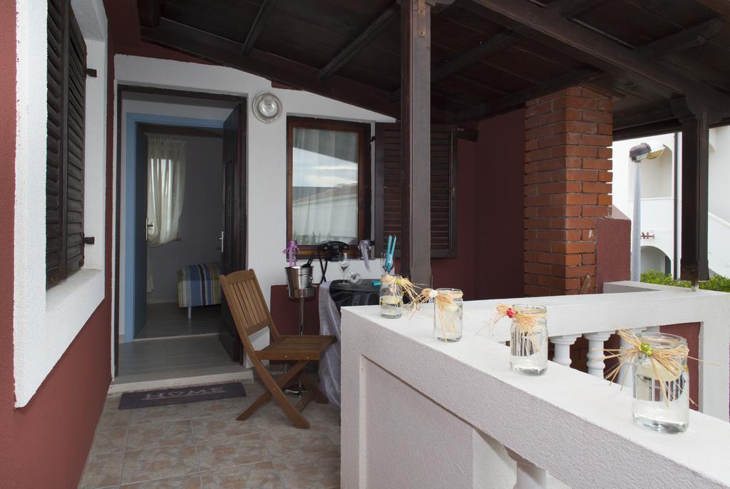 Sea Margarita Apartment Pag Town Eksteriør billede